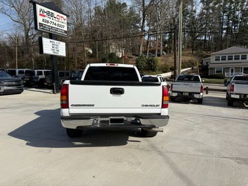 Used 2000 Chevrolet Silverado 1500 LS image 6