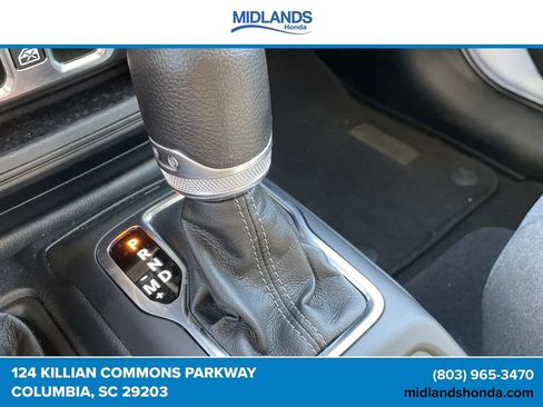 Used 2025 Jeep Wrangler Unlimited Sport AWD/4WD image 28