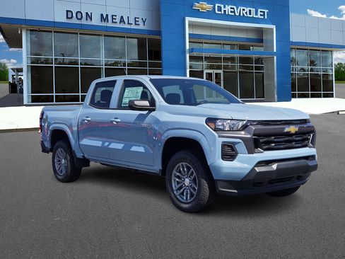 New 2026 Chevrolet Colorado LT image 1