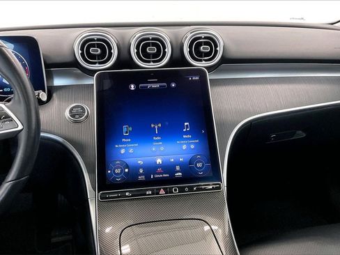 Used 2022 Mercedes-Benz C 300 Sedan image 6