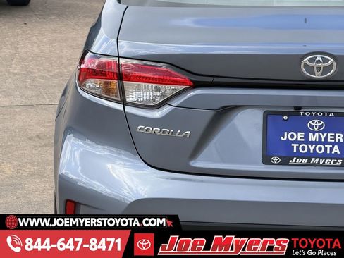 Used 2026 Toyota Corolla LE image 10