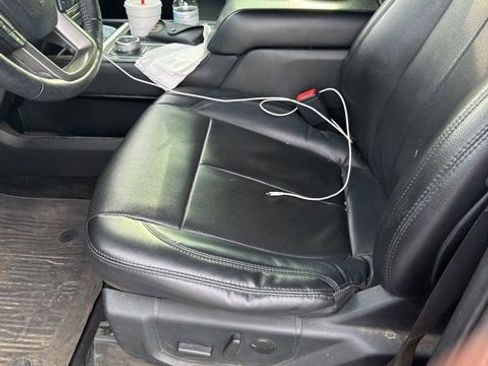 Certified 2021 Ford Expedition XLT image 6