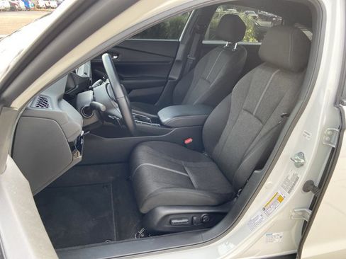 Used 2024 Honda Accord Sport image 25