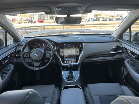 Used 2025 Subaru Outback Onyx Edition image 19