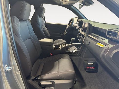 New 2026 Toyota Tacoma SR5 image 15