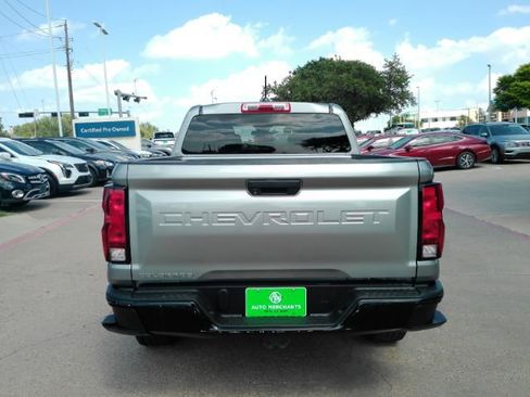 Used 2023 Chevrolet Colorado W/T RWD image 7