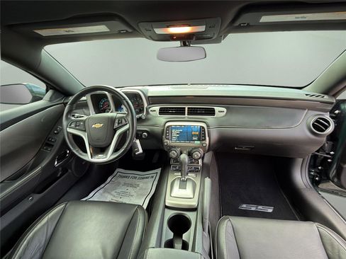 Used 2015 Chevrolet Camaro SS w/ Green Flash Special Edition image 27