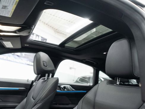 Used 2025 BMW 430i w/ Premium Package image 11