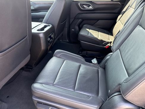 Used 2023 Chevrolet Tahoe LT AWD/4WD image 17