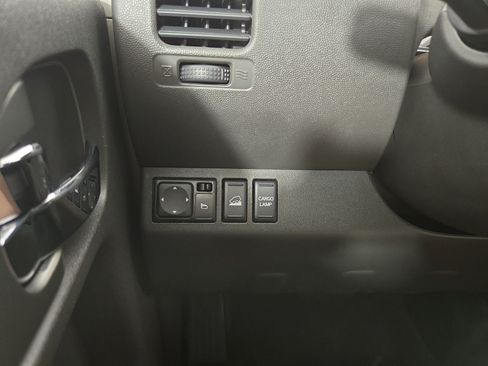 Used 2018 Nissan Frontier PRO-4X w/ Pro-4x Luxury Package AWD/4WD image 29