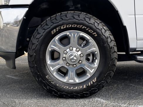 Used 2025 RAM 2500 Big Horn AWD/4WD image 11