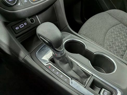 Used 2024 Chevrolet Equinox LT w/ LPO, Floor Liner Package FWD image 17