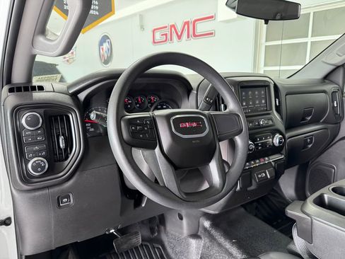 Certified 2025 GMC Sierra 1500 Pro w/ Pro Value Package AWD/4WD image 12