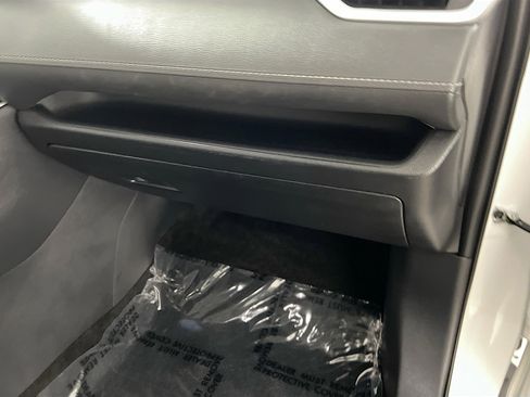 Used 2025 Toyota RAV4 XLE image 35