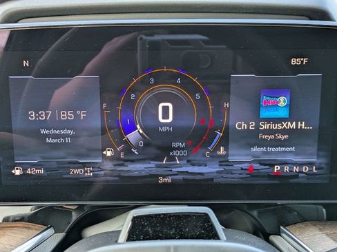 New 2026 Chevrolet Tahoe High Country AWD/4WD image 34