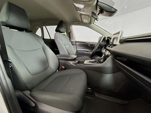 Used 2023 Toyota RAV4 LE image 24
