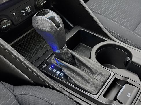 Used 2019 Hyundai Tucson Sport image 16