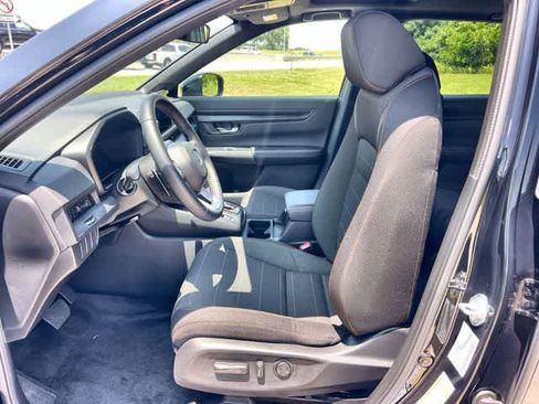 Used 2026 Honda CR-V Sport image 11