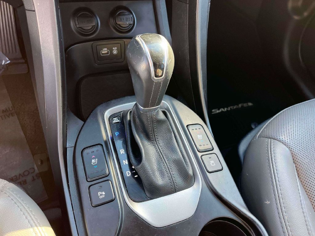 Used 2018 Hyundai Santa Fe Sport w/ 2.4L Tech Package 04 AWD/4WD image 21