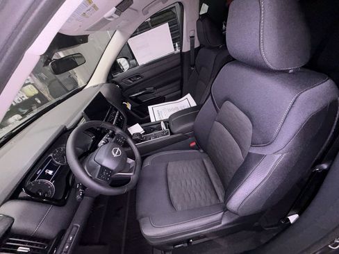 New 2026 Nissan Pathfinder SV image 11