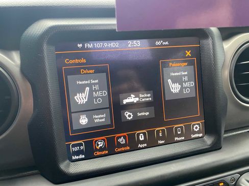 Used 2021 Jeep Gladiator Sport image 22