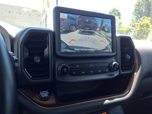 Used 2024 Ford Bronco Sport Outer Banks w/ Tech Package AWD/4WD image 12