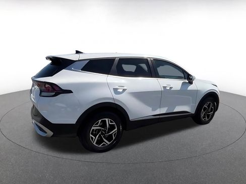 Used 2025 Kia Sportage LX image 14