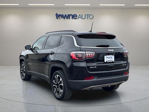 Used 2023 Jeep Compass Limited AWD/4WD image 3