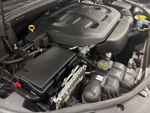 Used 2021 Dodge Durango SXT image 38