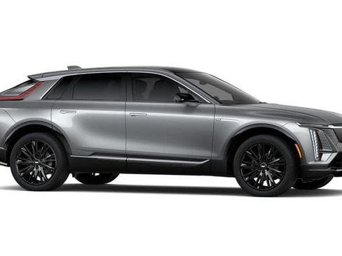 New 2026 Cadillac Lyriq Luxury w/ LPO, Bronce Accent Package RWD image 63