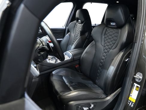 Used 2022 BMW X5 M w/ Competition Package 2 AWD/4WD image 31