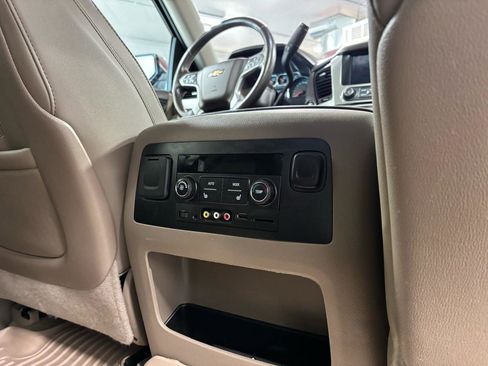 Used 2016 Chevrolet Suburban LTZ AWD/4WD image 18