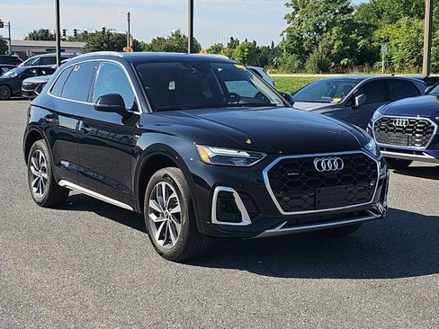 Certified 2023 Audi Q5 2.0T Premium Plus w/ Premium Plus Package AWD/4WD image 1