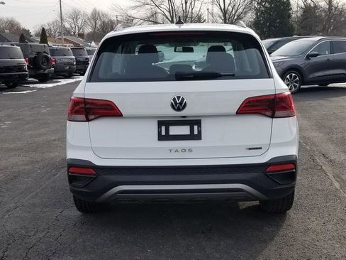 Used 2022 Volkswagen Taos S image 7