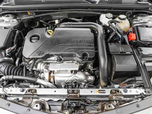 Used 2025 Chevrolet Malibu RS FWD image 27