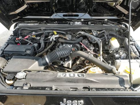 Used 2011 Jeep Wrangler Unlimited Sport AWD/4WD image 44