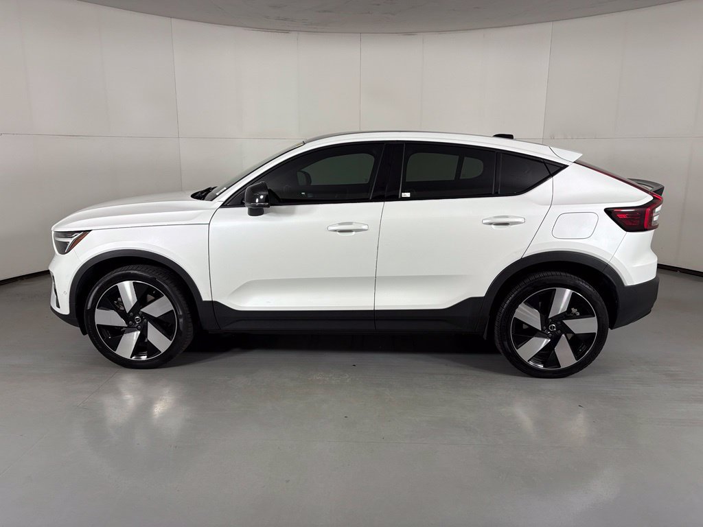 Used 2023 Volvo C40 P8 Recharge Ultimate w/ Protection Package Premier AWD/4WD image 5