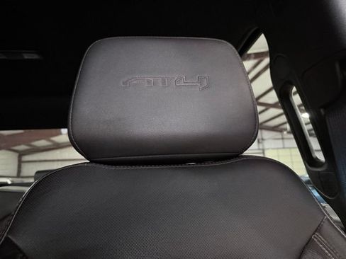 Used 2022 GMC Sierra 1500 AT4 AWD/4WD image 21
