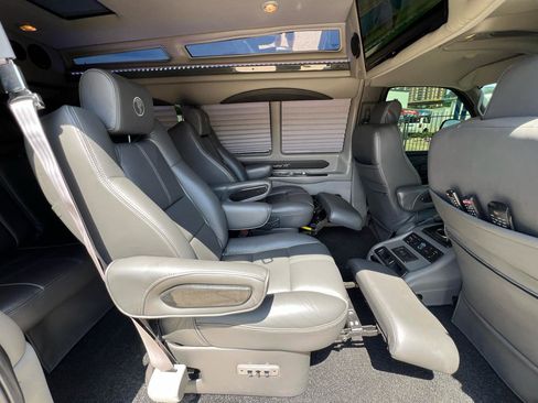 Used 2016 Chevrolet Express 2500 RWD image 70