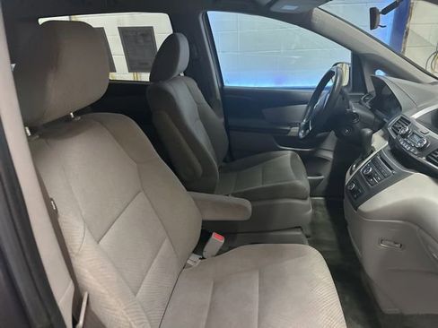 Used 2014 Honda Odyssey LX image 20