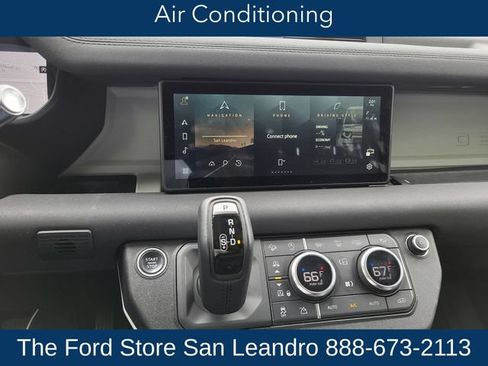 Used 2020 Land Rover Defender 110 SE AWD/4WD image 21