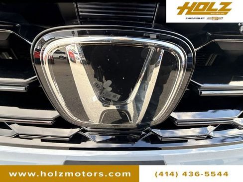 Used 2025 Honda Pilot Touring image 31