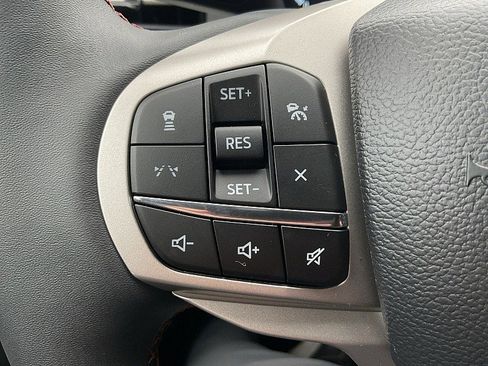 New 2026 Ford Explorer Active w/ Active Comfort Package image 18