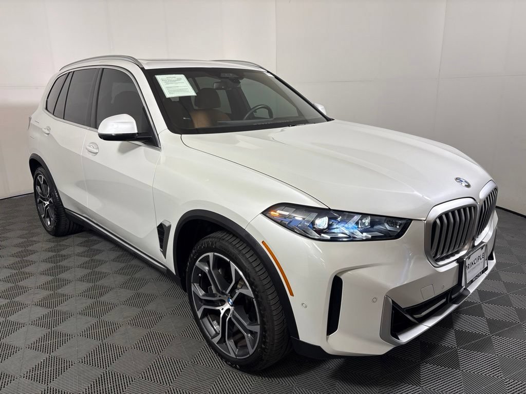Certified 2025 BMW X5 xDrive40i AWD/4WD image 4
