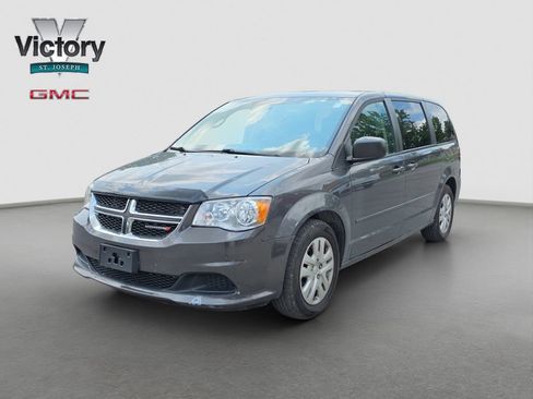 Used 2017 Dodge Grand Caravan SE w/ Power Window Group FWD image 3