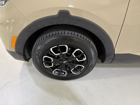 Used 2023 Hyundai Santa Cruz SEL w/ Activity Package image 9