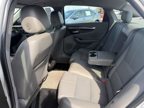 Used 2018 Chevrolet Impala LT image 14