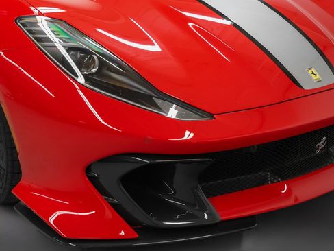 Certified 2023 Ferrari 812 Competizione RWD image 5