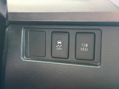 Used 2014 Toyota Tundra SR5 w/ SR5 Upgrade Package RWD image 17