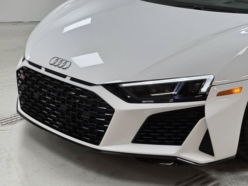 Used 2021 Audi R8 V10 RWD image 39